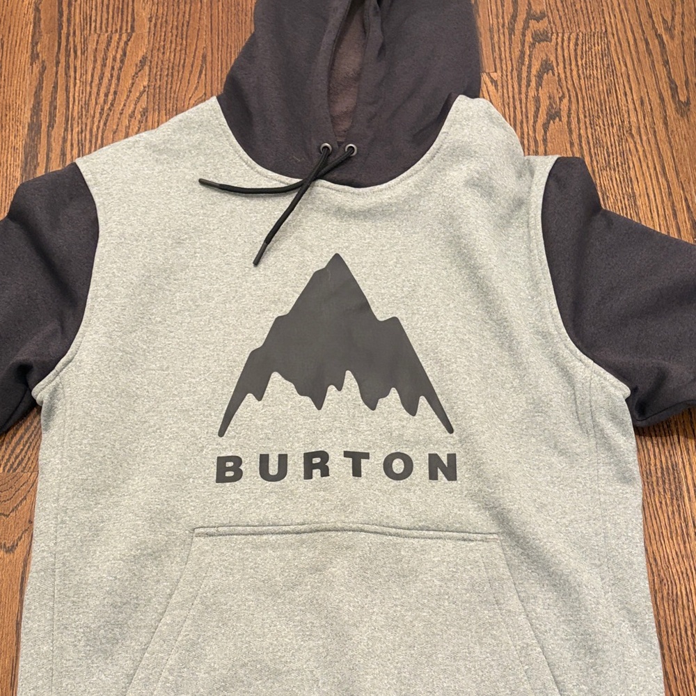 Burton Two-Tone Mountain Hoodie never worn
